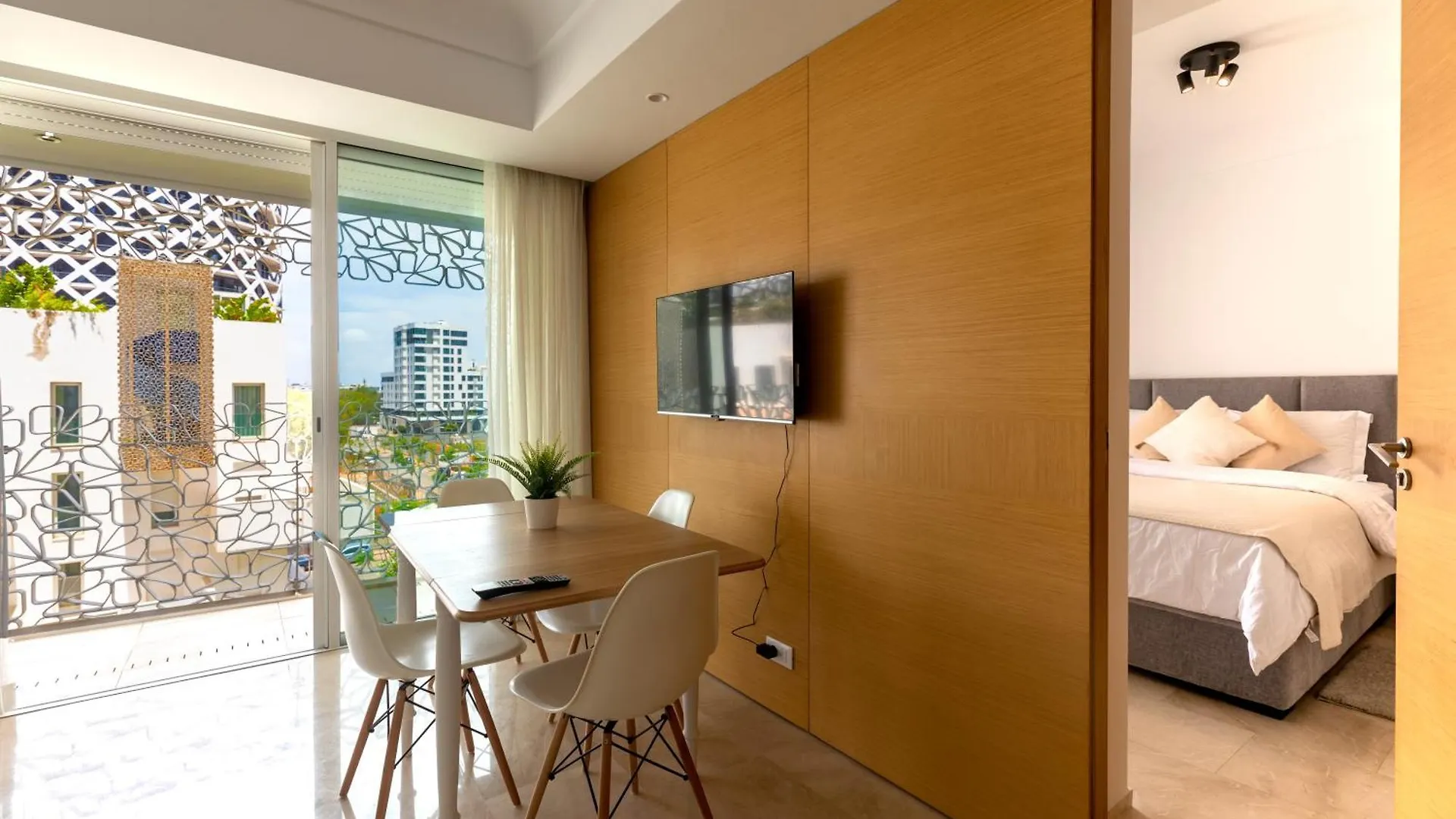 Casa Finance City, Appartement Piscine Et Parking Casablanca